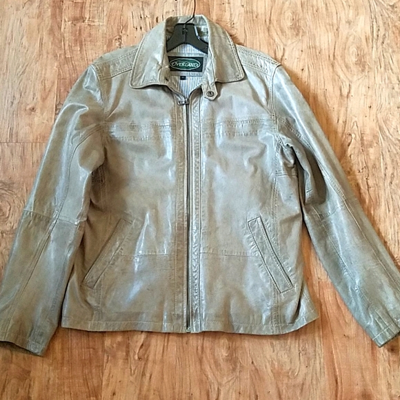 Overland Mens Distressed Leather Jacket 